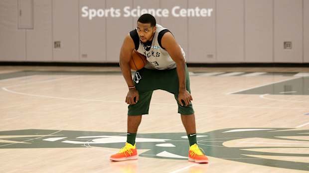 sterling_brown_bucks_marquee_.jpg